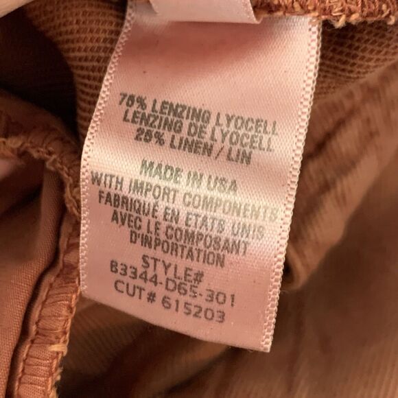 Bella Dahl Womens Sedona Rolled Cuff Shorts Size 29 Linen Blend NWT - Picture 6 of 7